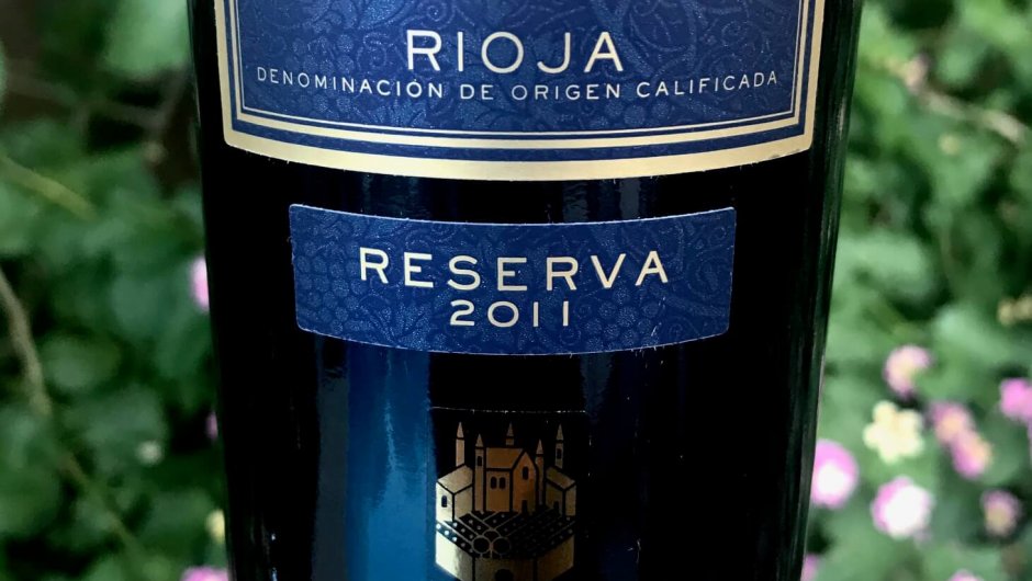 LAN Rioja Wine You Need to Try Red Wine Cats